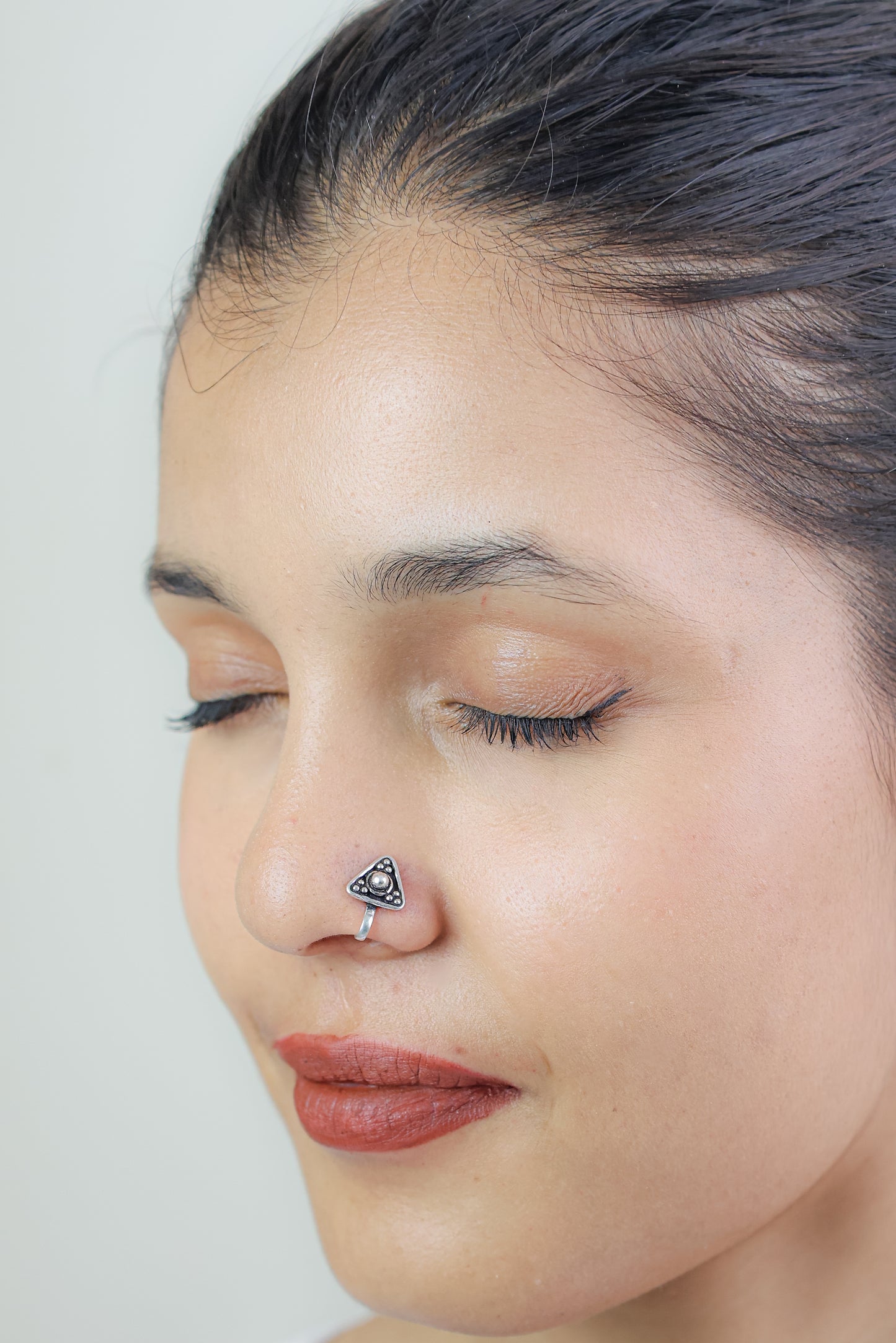 925 Silver Nosepin| Nazakat Tribal Teardrop Silver Nosepin (Clip-on)