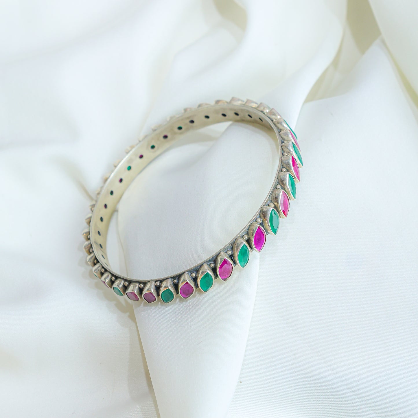 925 Silver Bangles| Asama Cutstone Silver Ruby and Emerald Bangle