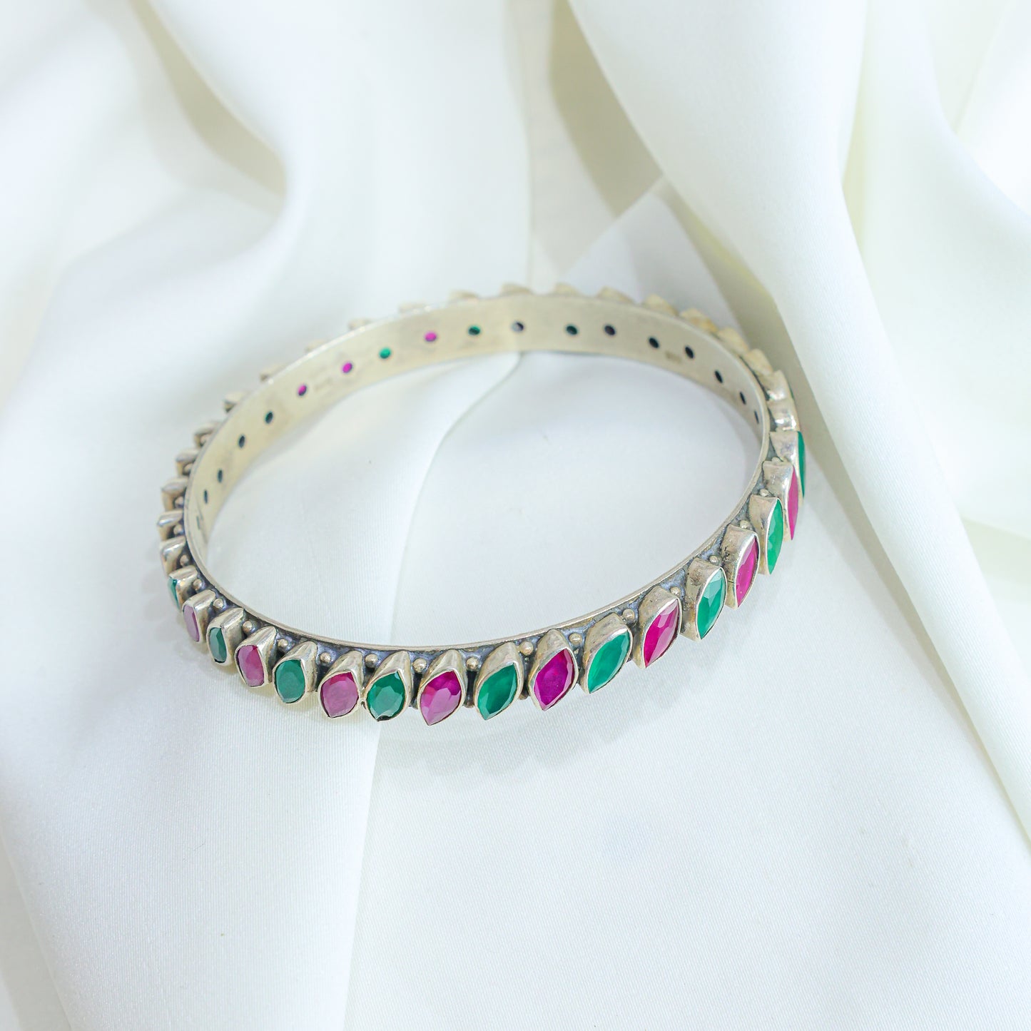 925 Silver Bangles| Asama Cutstone Silver Ruby and Emerald Bangle