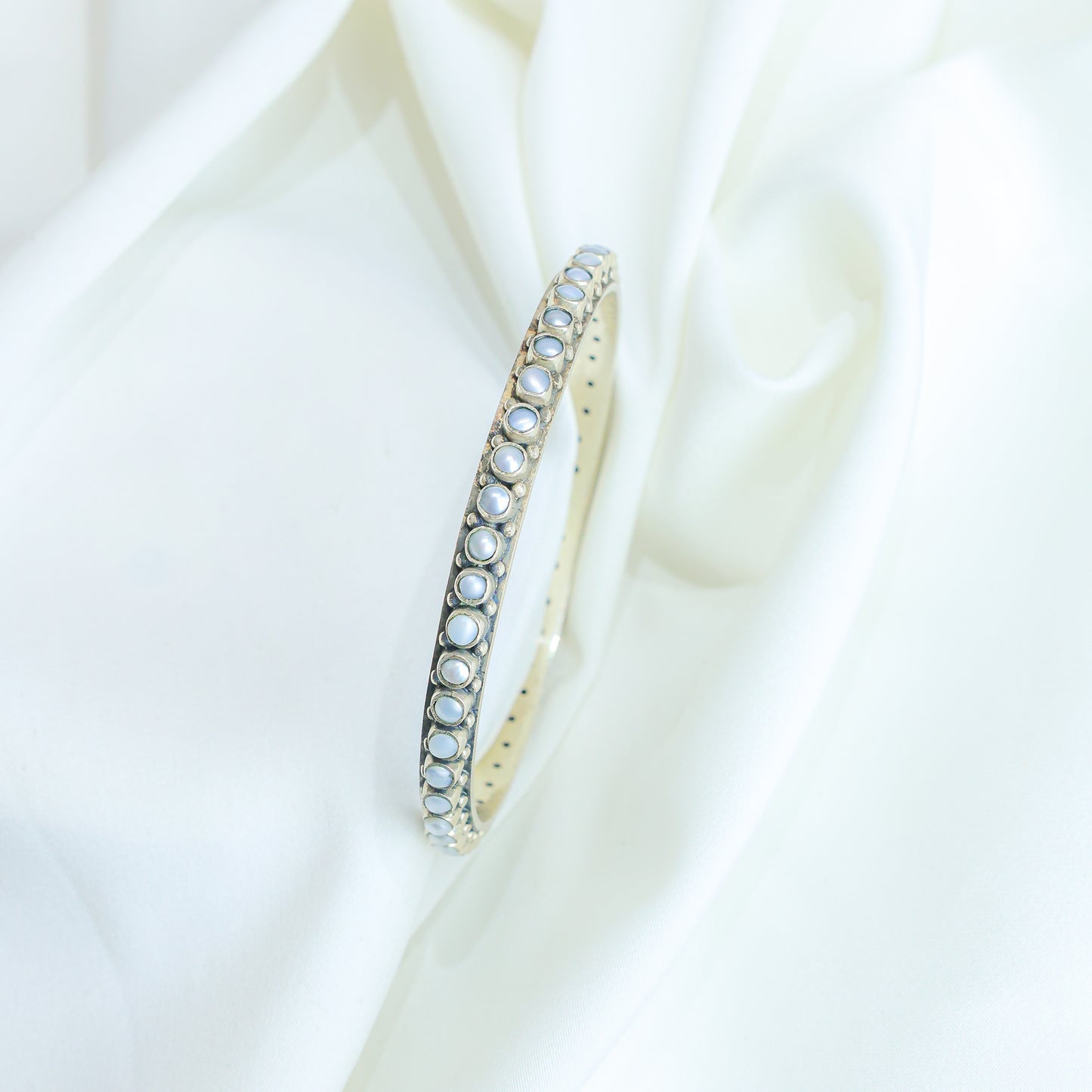 925 Silver Bangle| Asama Cut-stone Silver Pearl Bangle