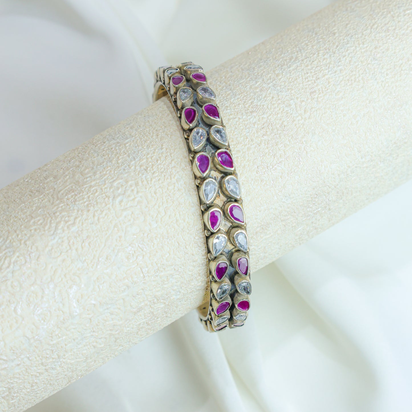 925 Silver Bangle| Asama Cut-stone Silver Teardrop Ruby And Zircon Bangle
