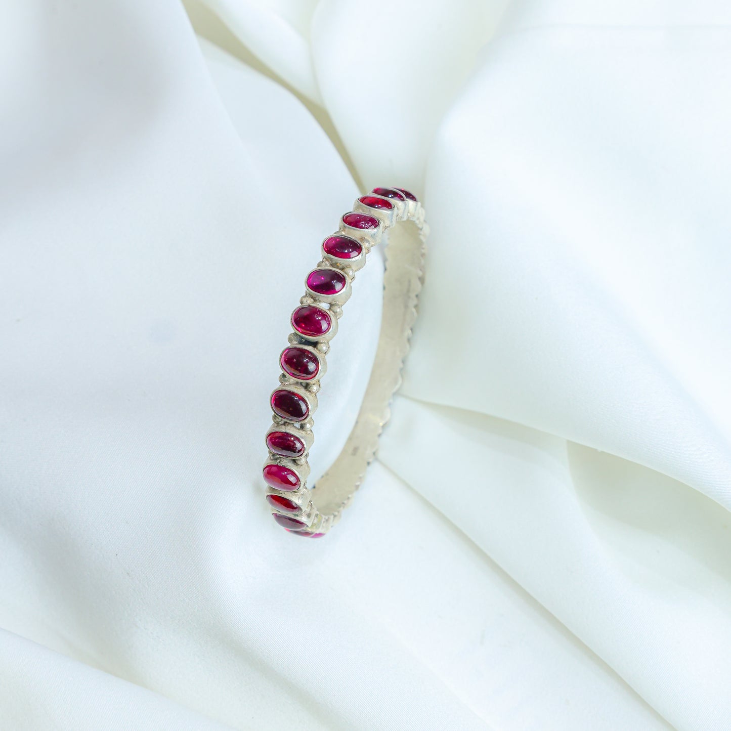 925 Silver Bangles| Asama Cut-stone Silver Ruby Bangle
