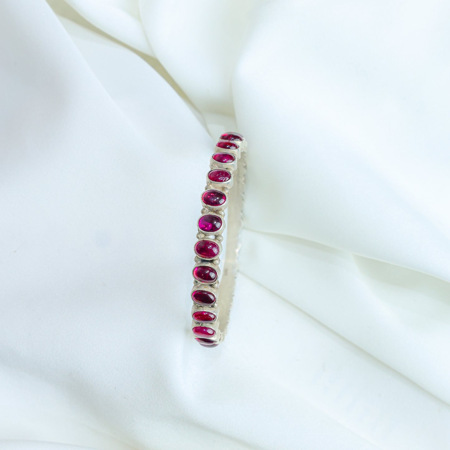 925 Silver Bangles| Asama Cut-stone Silver Ruby Bangle