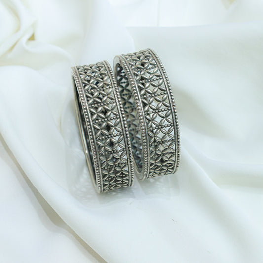 925 Silver Bangles| Ditya Petal Jali Silver Statement Bangle( Single Piece)