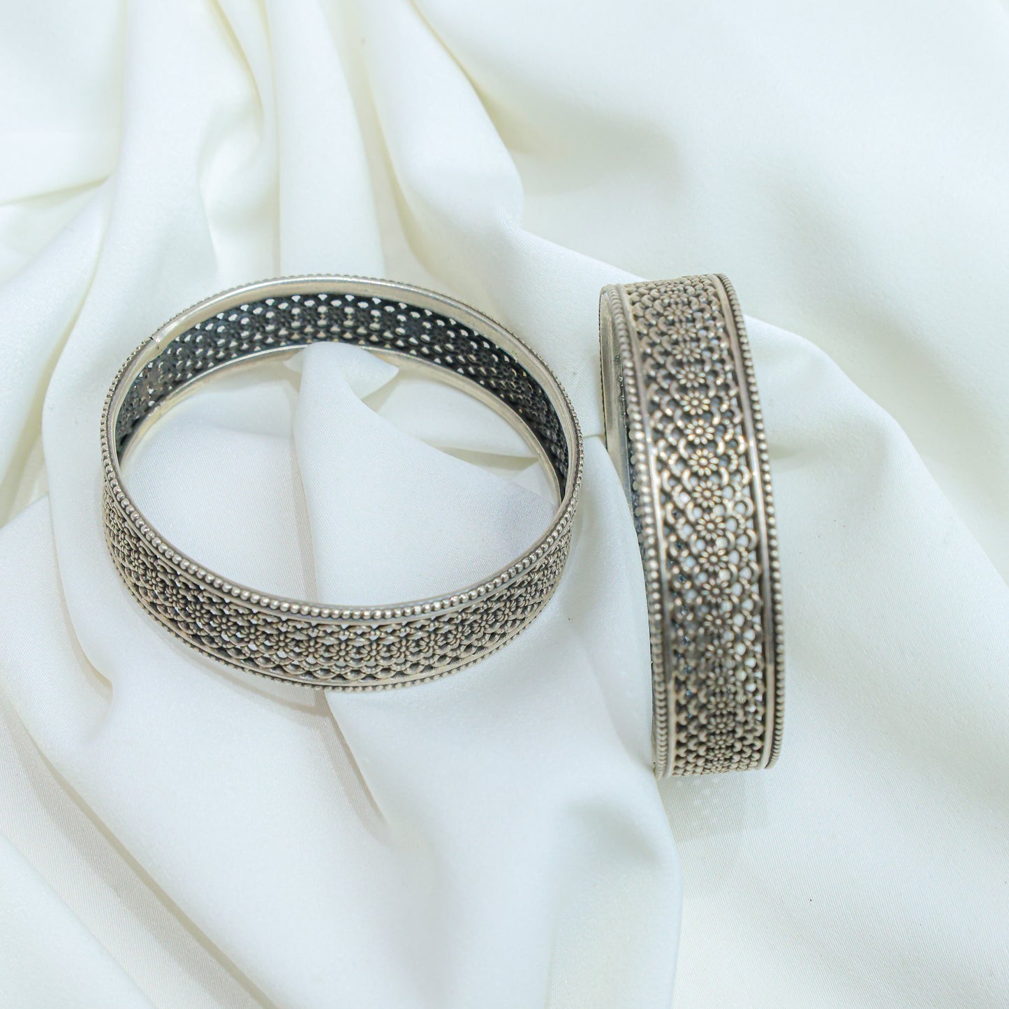 925 Silver Bangles| Ditya Fine Silver Jali Work Bangles( Single Pieces)