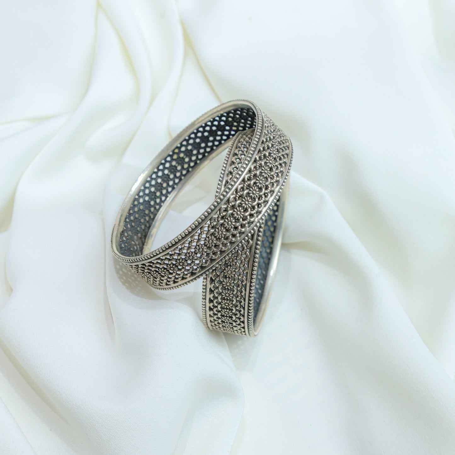 925 Silver Bangles| Ditya Fine Silver Jali Work Bangles( Single Pieces)