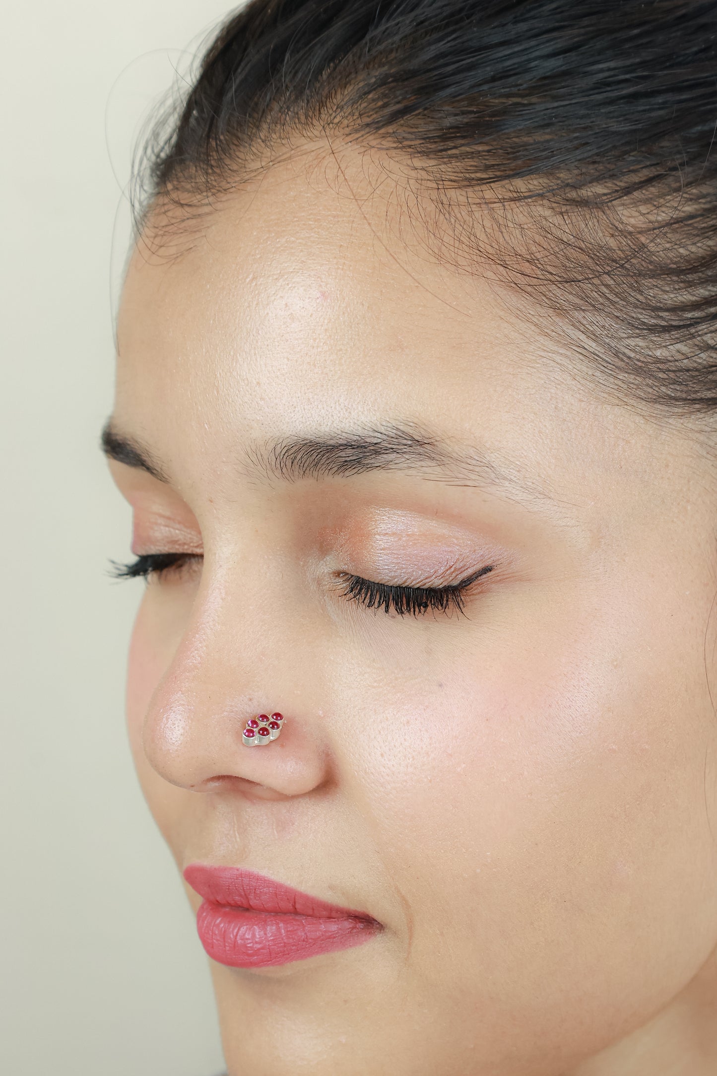 925 Silver Nosepin| Nazakat Ruby Oval Silver Nosepin
