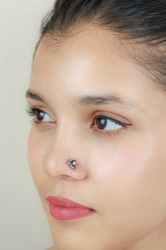 925 Silver Nosepin| Nazakat Tribal Trikone Silver Nosepin