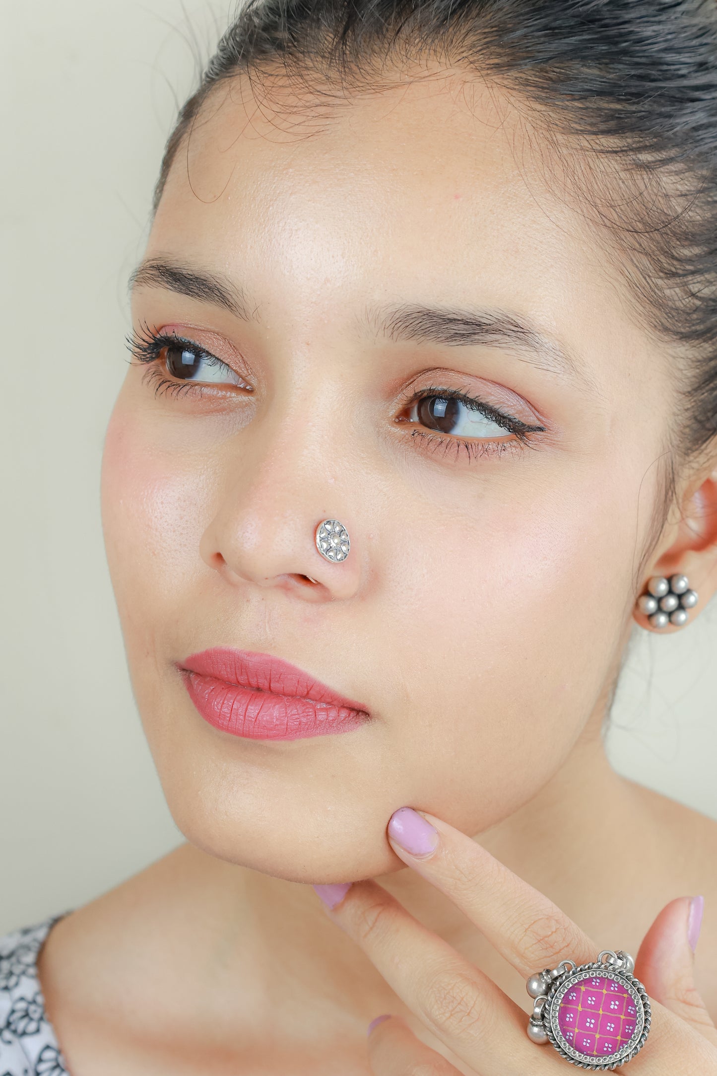 925 Silver Nosepin| Nazakat Daisy Silver Nosepin
