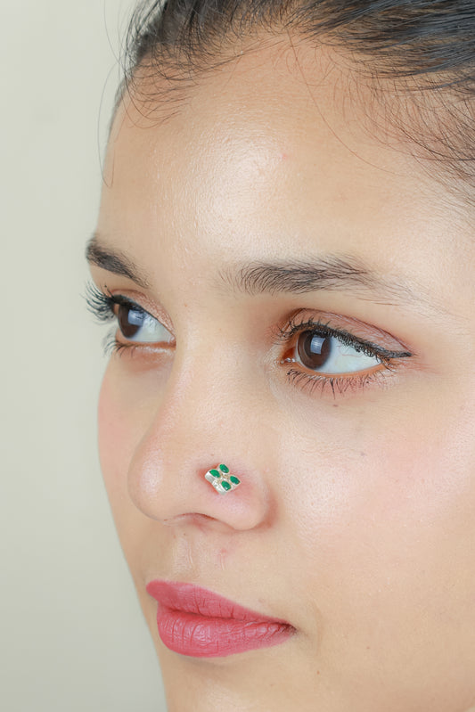 925 Silver Nosepin| Nazakat Emerald Petal Silver Nosepin