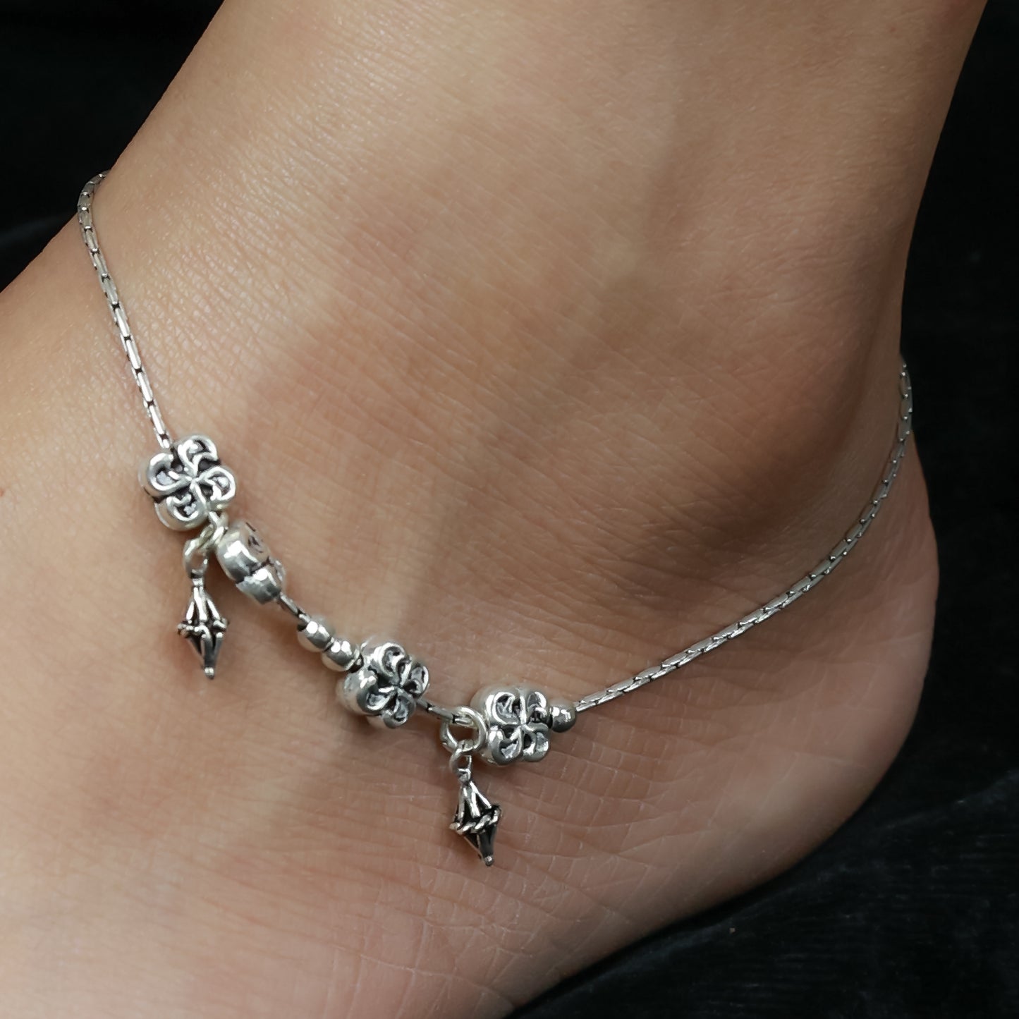 925 Silver Anklet| Nazakat Floral Ghungroo Silver Anklet