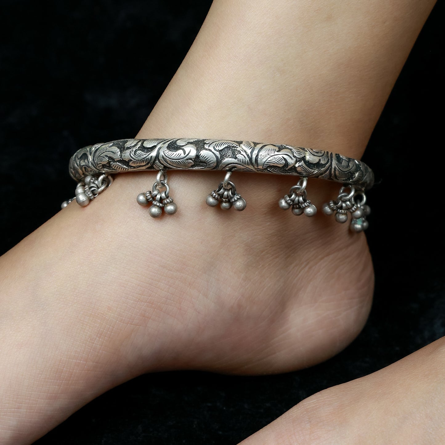 925 Silver Anklet| Noor Chitai Phool Pati With Ghungru Kada Anklet( Single Piece)