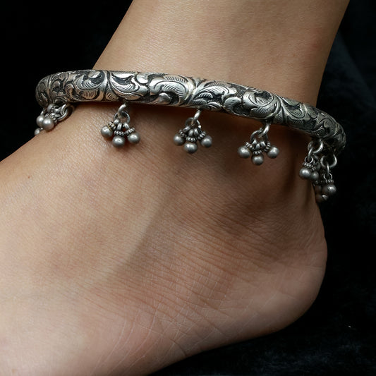 925 Silver Anklet| Noor Chitai Phool Pati With Ghungru Kada Anklet( Single Piece)