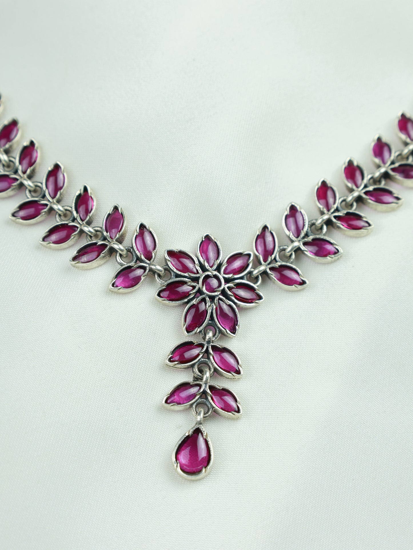 Ayushi Semiprecious Delicate Ruby Phool Pati & Petals Silver Necklace With Earrings