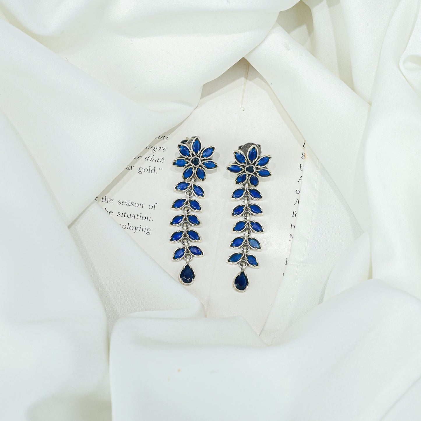 Ayushi Semiprecious Delicate Blue Flower Silver Necklace Set With Earrings