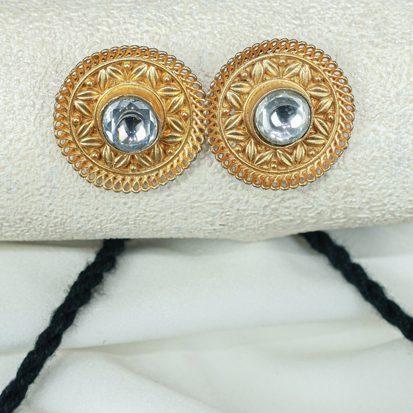 Anokhi Mandira Golden Motif 925 Silver Choker Necklace Set