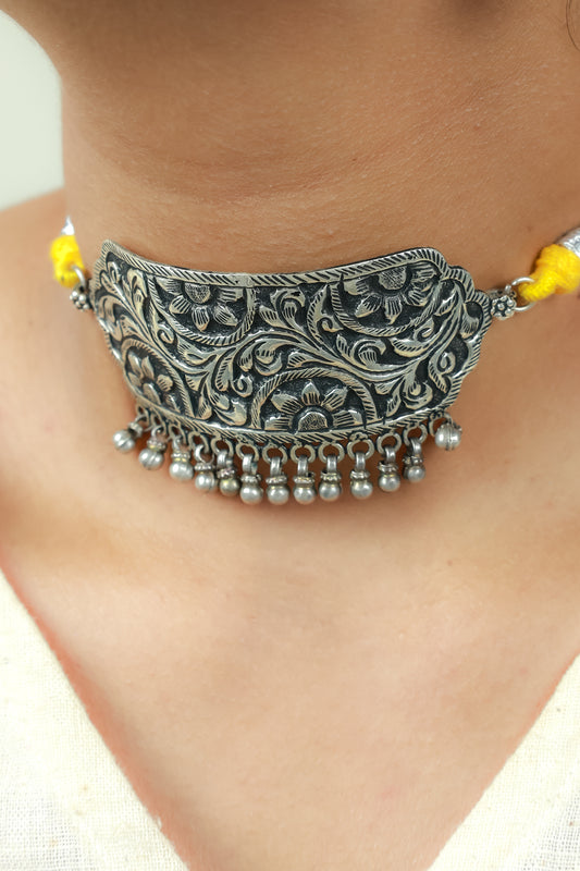 Noor Floral 925 Silver Choker Necklace With Yellow Dori