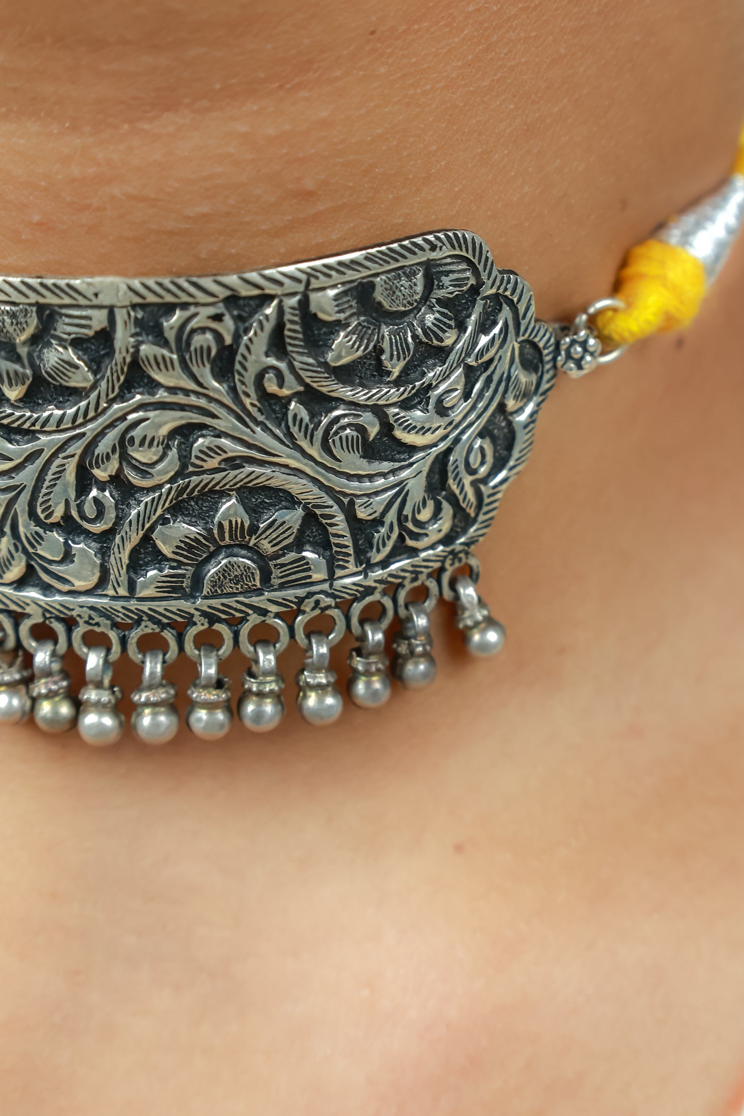 Noor Floral 925 Silver Choker Necklace With Yellow Dori