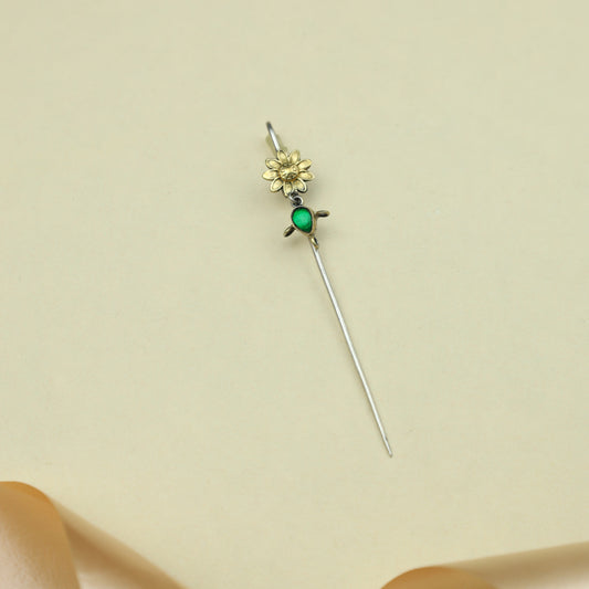 Anokhi Fusion Sunflower With Emerald Hanging Ear Pin