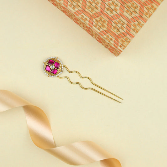 Anokhi Fusion Gold Polished Hairpin With Pearls Work
