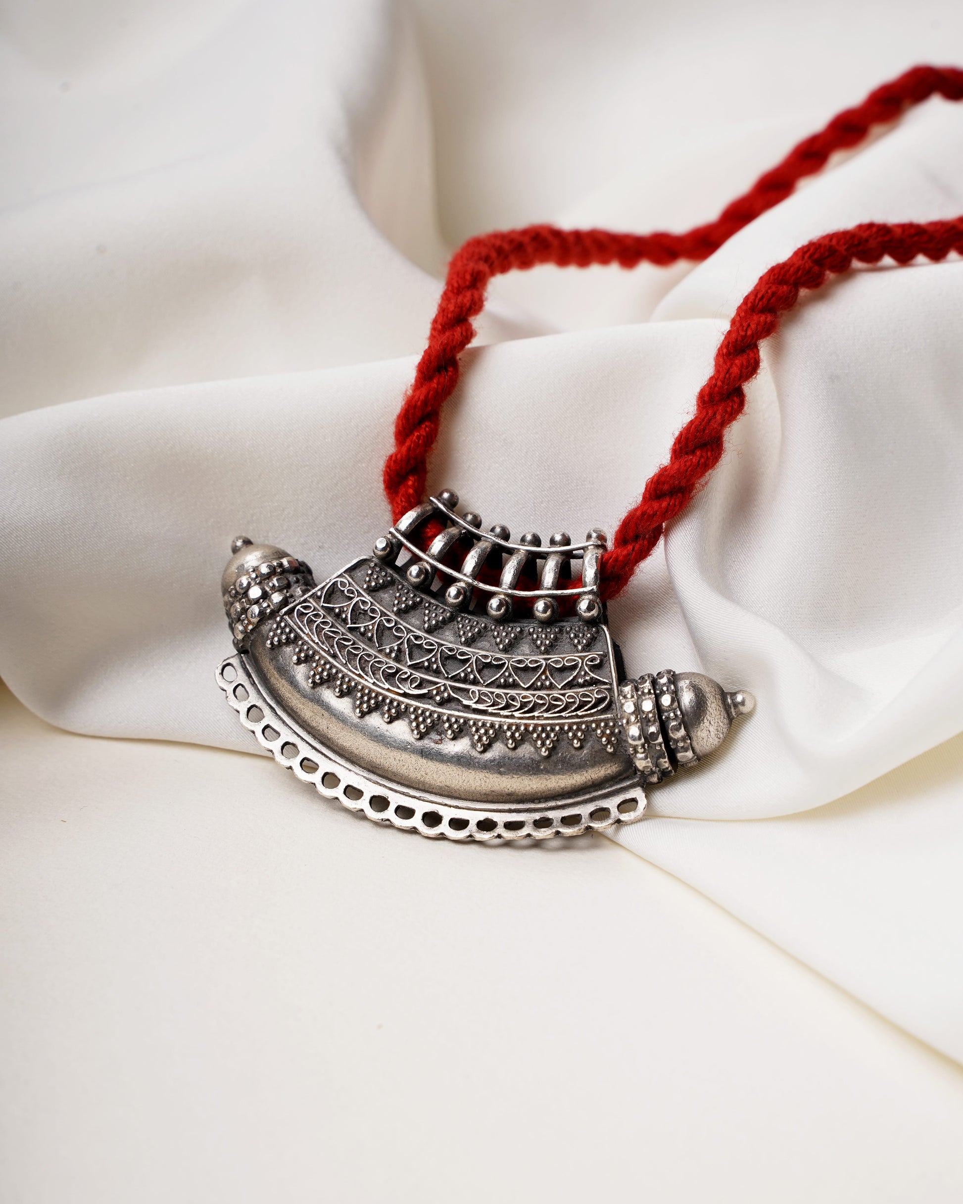 925 Silver pendant| Tribal pendant with Red matching Dori in 925