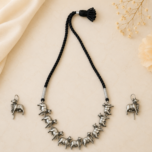 925 Sterling Silver Pichwai Kamdhenu Motif Necklace Set