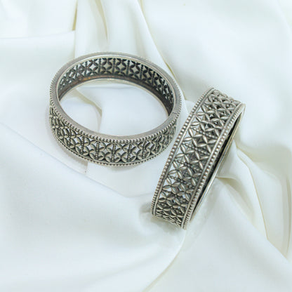 925 Silver Bangles| Ditya Petal Jali Silver Statement Bangle( Single Piece)