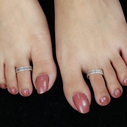 Tridha Circular Thick Silver Toe-Rings ( Pair)