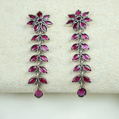 Ayushi Semiprecious Delicate Ruby Phool Pati & Petals Silver Necklace With Earrings