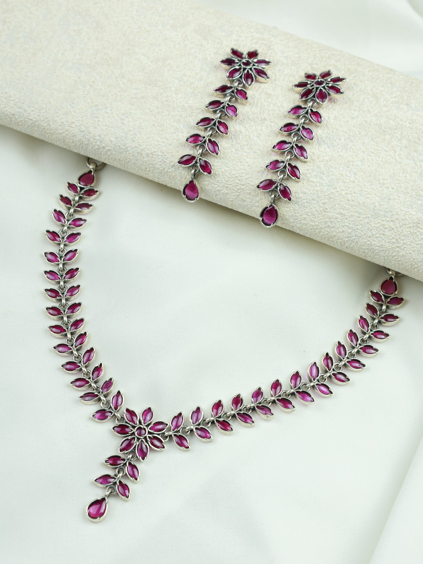 Ayushi Semiprecious Delicate Ruby Phool Pati & Petals Silver Necklace With Earrings
