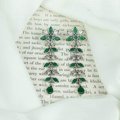 Ayushi Semiprecious Delicate Emerald & Zircon Flower And Petals Silver Necklace Set With Earrings