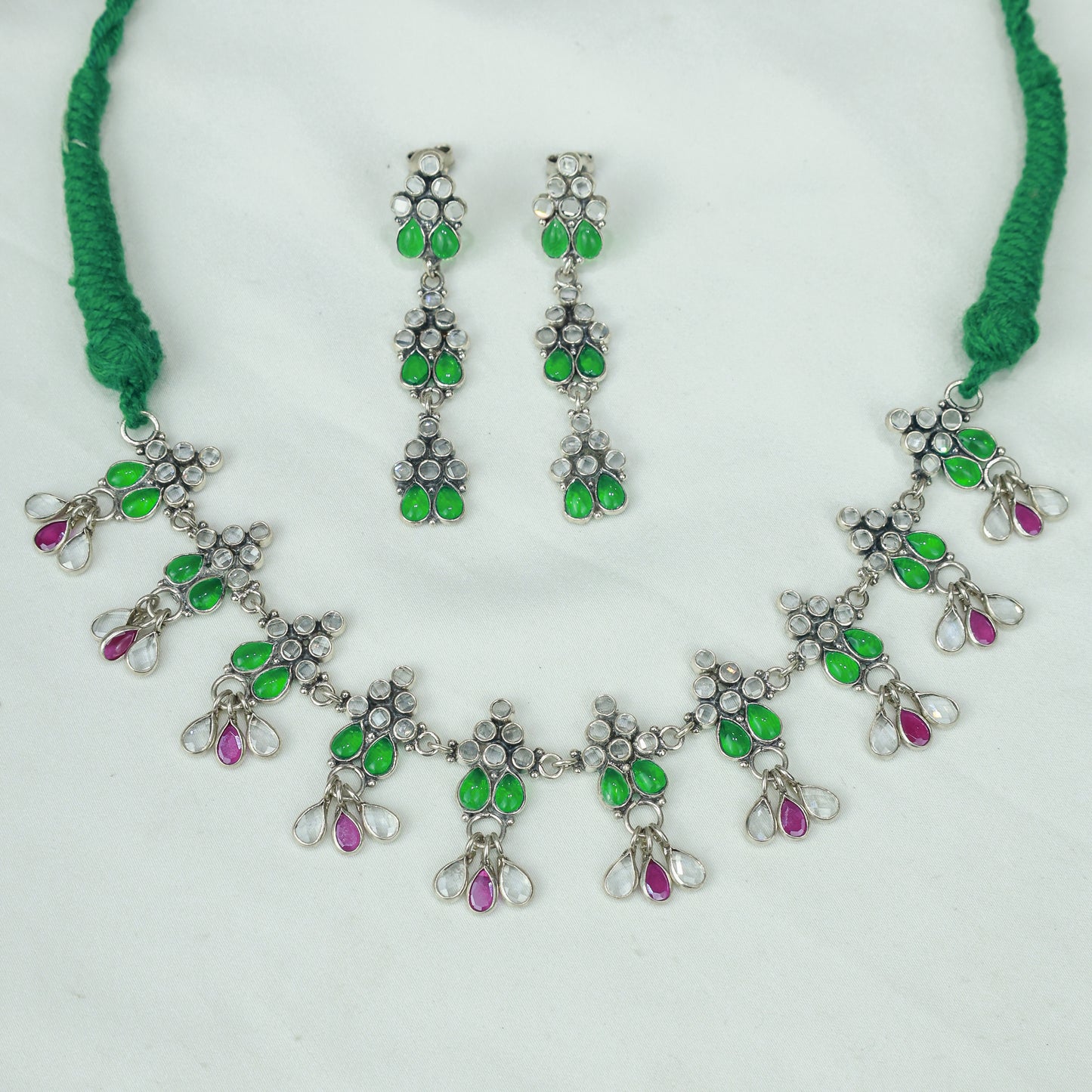 Ayushi Polki Floral Silver Choker Set With Earrings