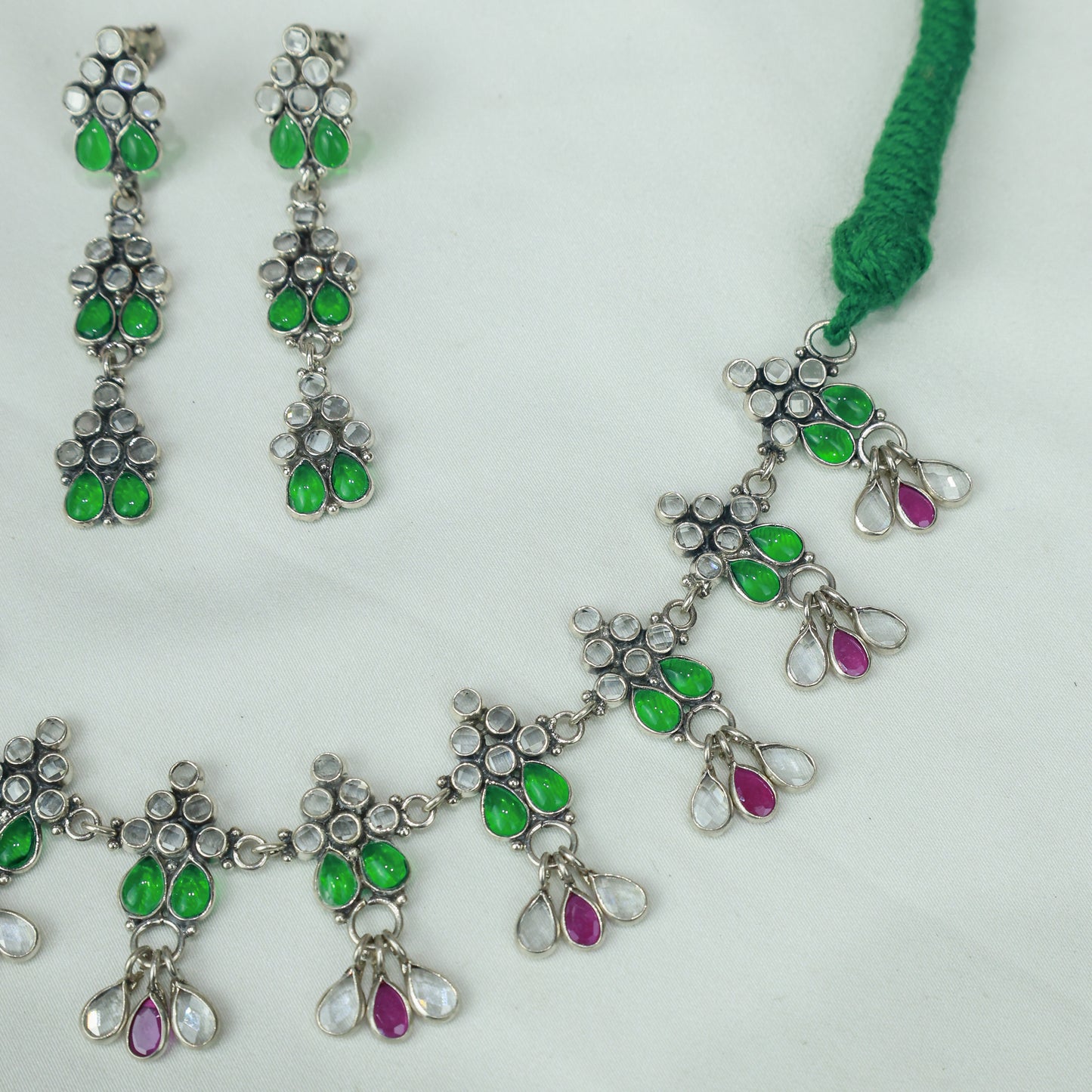 Ayushi Polki Floral Silver Choker Set With Earrings