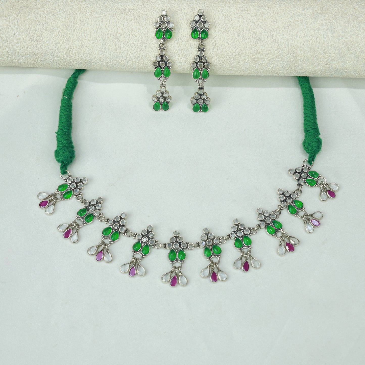 Ayushi Polki Floral Silver Choker Set With Earrings