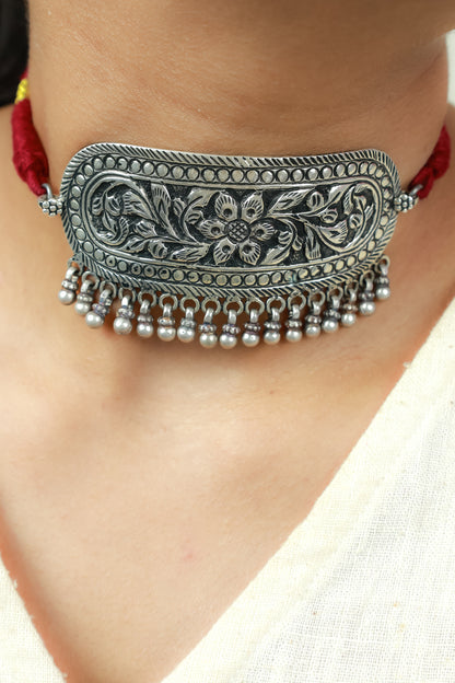 Noor Curved Rectangular 925 Silver Choker Necklace With Maroon Dori