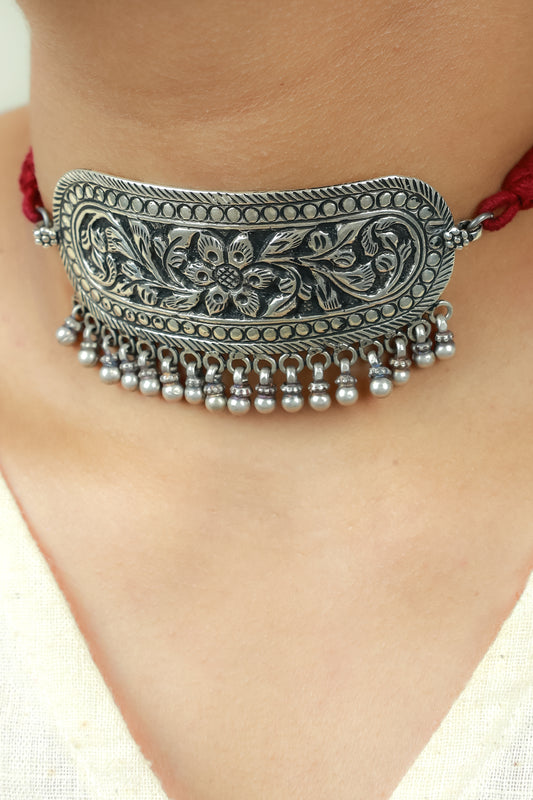 Noor Curved Rectangular 925 Silver Choker Necklace With Maroon Dori