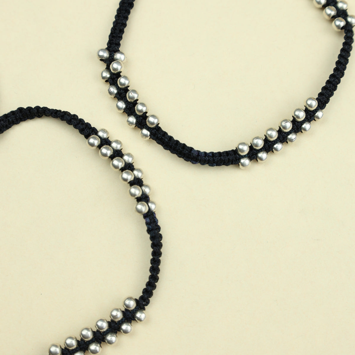 Nazakat Ball Charm Thread Anklet