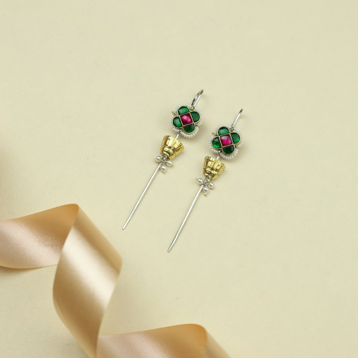 Anokhi Fusion Squar Flower Motif Ear Pin