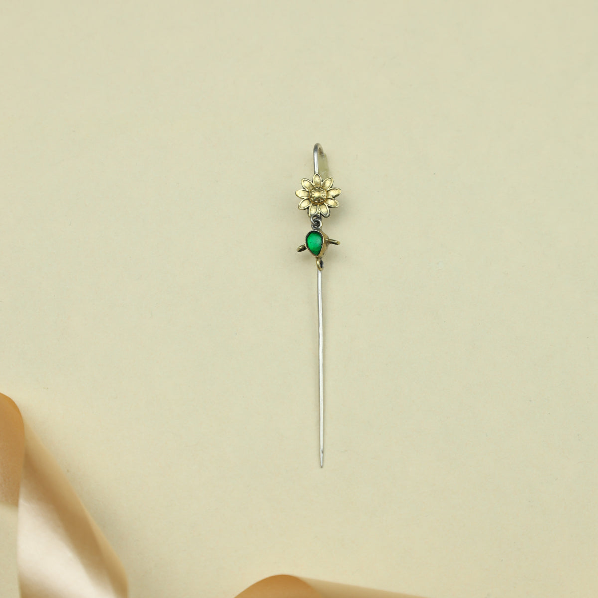 Anokhi Fusion Sunflower With Emerald Hanging Ear Pin