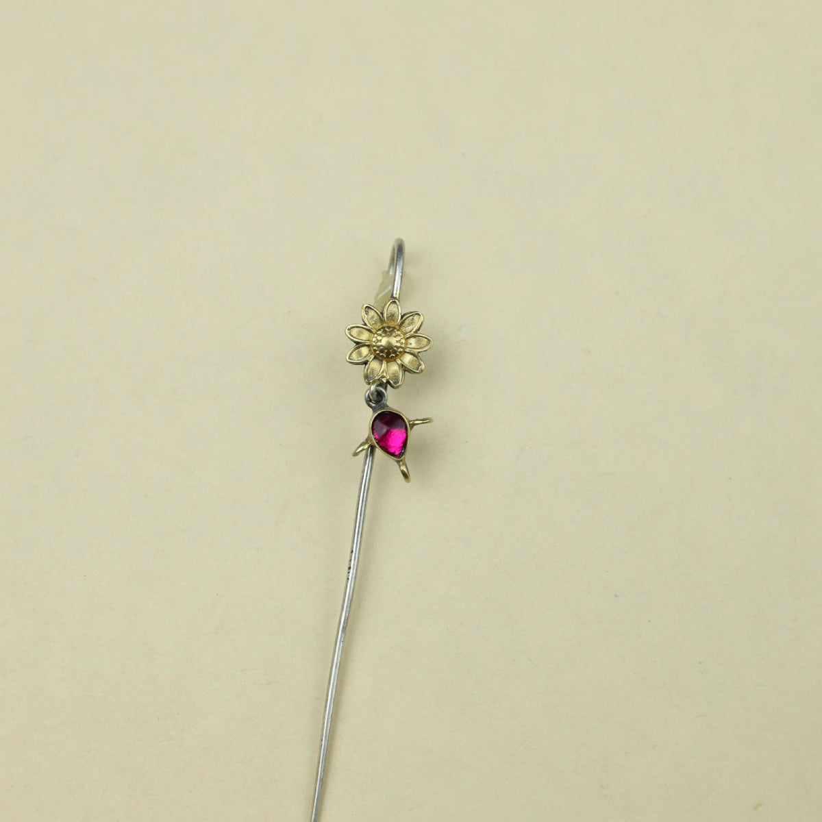 Anokhi Fusion Sunflower With Ruby Hanging Ear Pin